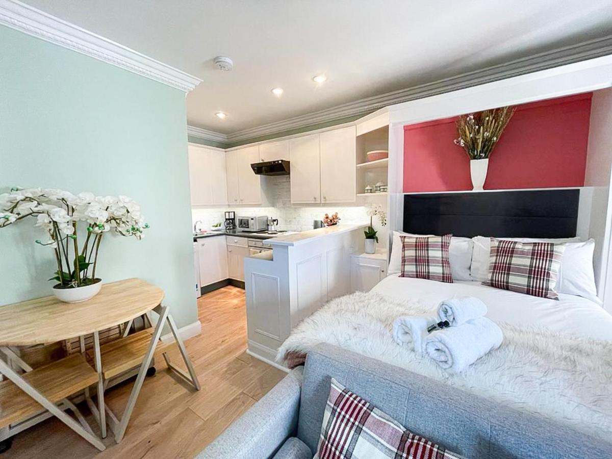 Snug Studio On The Grassmarket, 5Mins From Castle Эдинбург Экстерьер фото